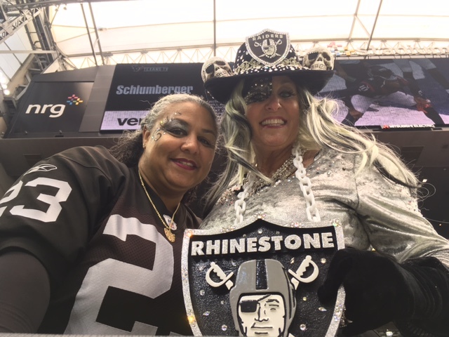 Las Vegas Raiders Rhinestone Light Up Beanie