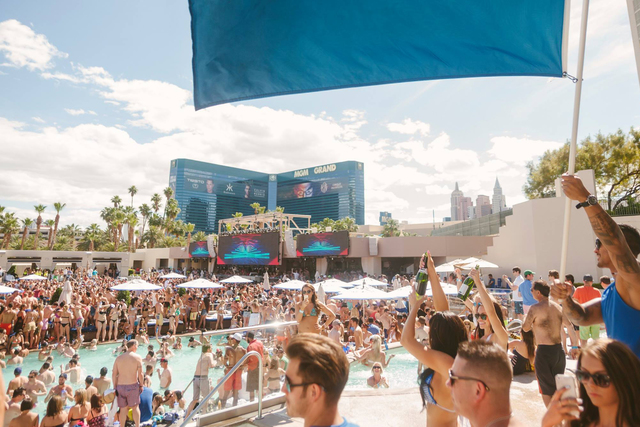 Wet Republic Ultra Pool at MGM Grand, Las Vegas