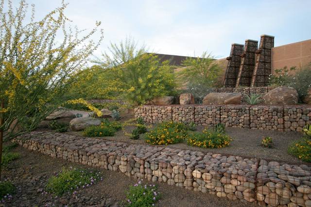 Gabion Retaining Wall Has Many Uses In Your Yard Las Vegas Review Journal - Wire Retaining Wall Cages