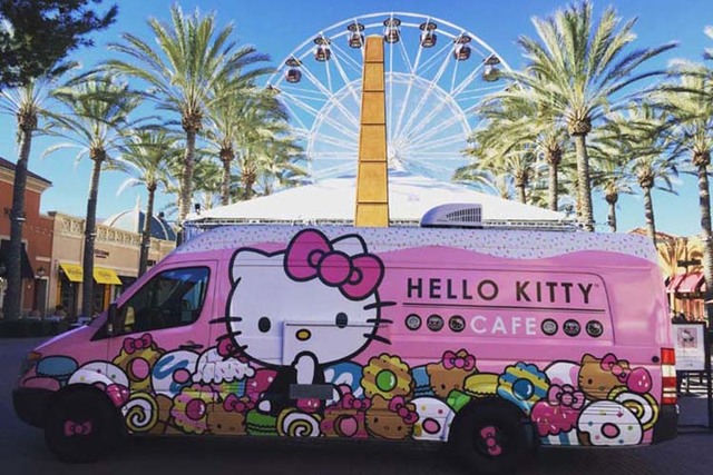 Sweets+Merch Hello Kitty Cafe Truck Will Be Serving Up in El Paso