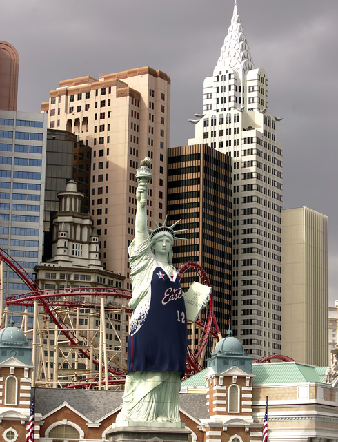 The Statue of Liberty in front of New York, New York hotel-casino dons a NBA East basketball jersey on Tuesday, Feb. 13, 2007. (John Gurzinski/Las Vegas Review-Journal)