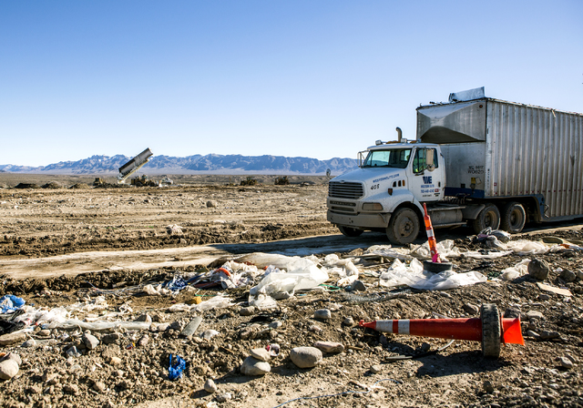 A garbage hauler arrives to unload at the Western Elite Ranch near U.S. 93 Highway about 60 miles north of Las Vegas on Wednesday, Jan. 25, 2017. (Jeff Scheid/Las Vegas Review-Journal) @jeffscheid