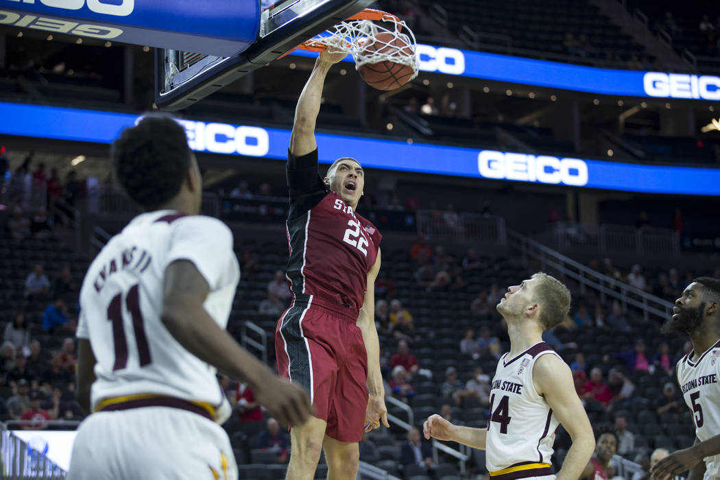Stanford Cardinal forward Reid Travis (22) dunks the ball against Arizona State Sun Devils in the Pac-12 Men's Basketball Tournament game at T-Mobile Arena on Wednesday, March 8, 2017, in Las Vega ...