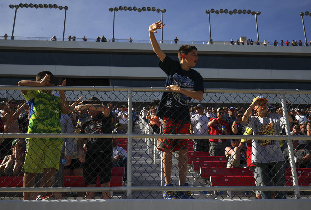 Fans take in the action during the Monster Energy NASCAR Cup Series Kobalt 400 auto race at Las Vegas Motor Speedway in Las Vegas on Sunday, March 12, 2017. (Chase Stevens/Las Vegas Review-Journal ...