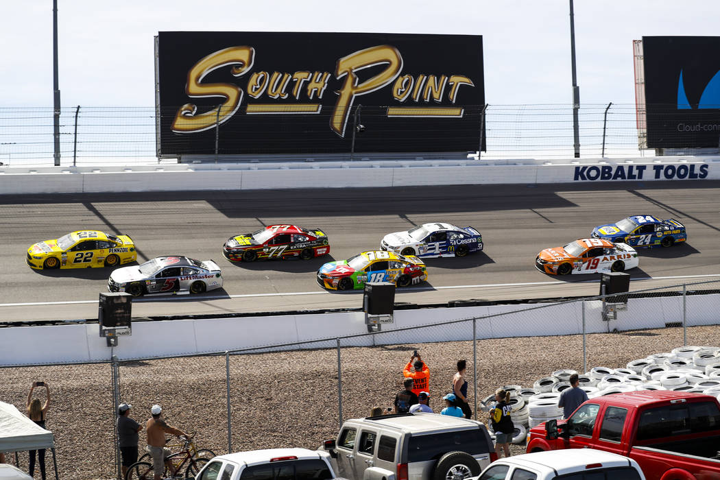 Cars circle the track prior to the start of the Monster Energy NASCAR Cup Series Kobalt 400 auto race at Las Vegas Motor Speedway in Las Vegas  on Sunday, March 12, 2017. (Miranda Alam/Las Vegas R ...