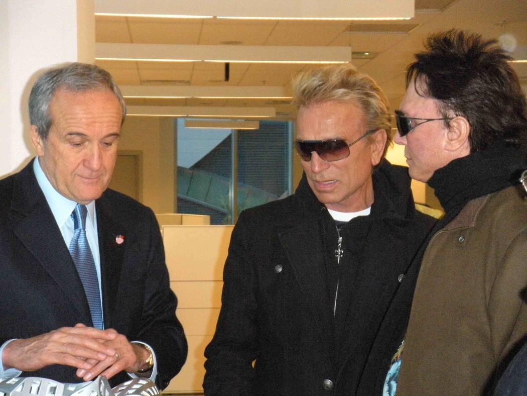 Siegfried Fischbacher to receive first Caregiver Award ...