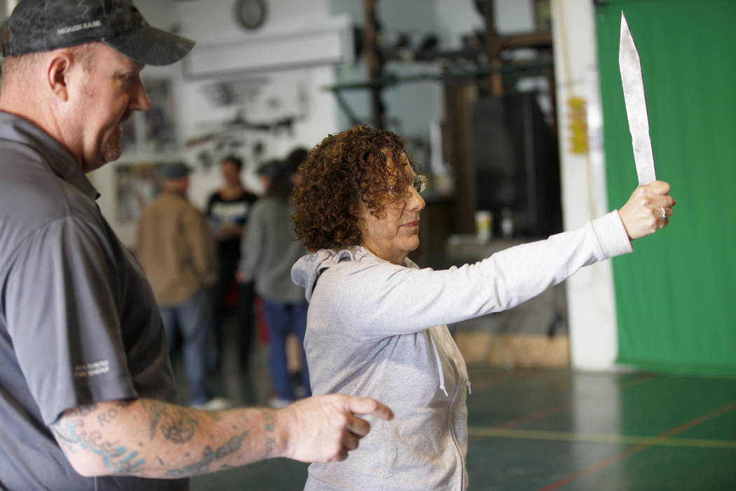 Amateurs, pros let blades fly at knifethrowing contest in Las Vegas