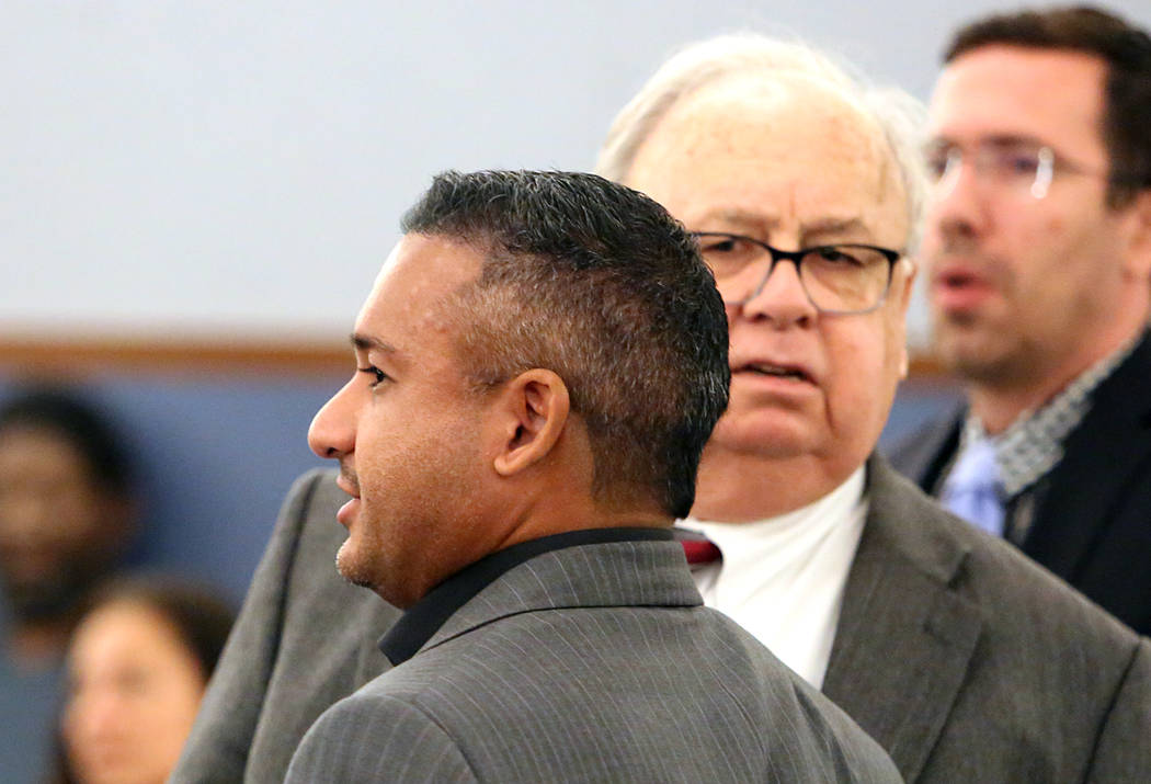 David "Vegas Dave" Oancea, left, who is charged with domestic violence, appears with his attorney Tom Pitaro at the Regional Justice Center on Friday, April 21, 2017, in Las Vega ...