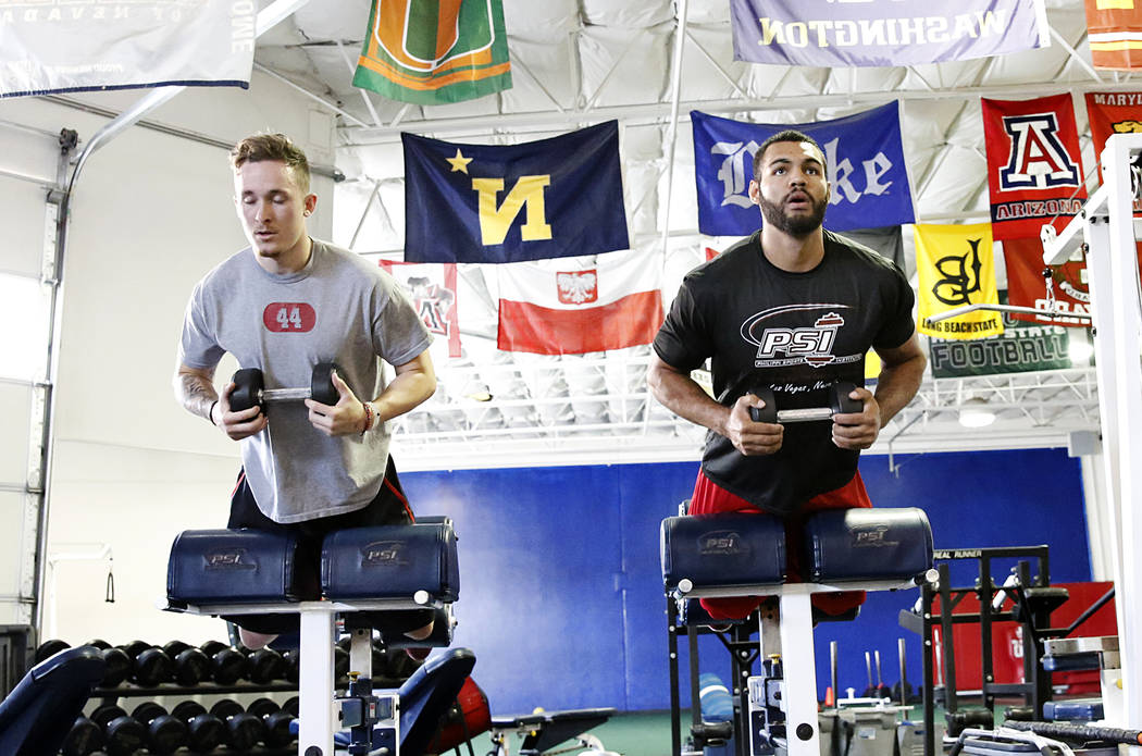 Former Unlv Football Players Hope To Fulfill Nfl Dreams This