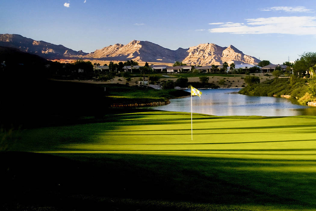 The par-4 ninth hole at Siena Golf Club in Las Vegas. (Allan Henry, Golf Chronicles/Special to View)