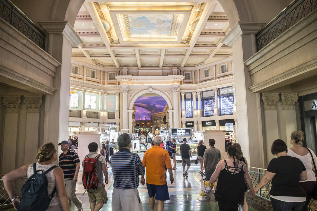 The Forum Shops at Caesars Walk Tour 