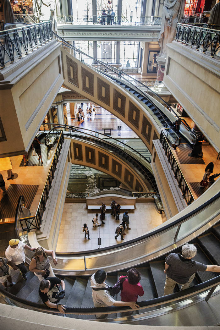 Forum Shops opened in Las Vegas 25 years ago today — PHOTOS