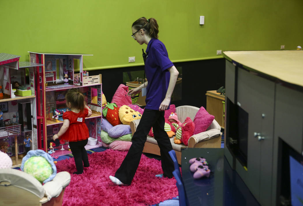 Kathryn Anderson, right, watches Emma at Kid's Quest at the Red Rock Resort hotel-casino in Las Vegas on Wednesday, May 10, 2017. Chase Stevens Las Vegas Review-Journal @csstevensphoto