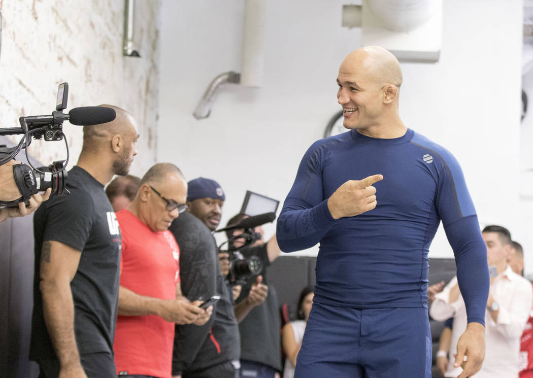 Experience, fatherhood have UFC’s Junior dos Santos better