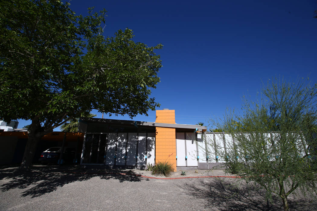 A desert modern/contemporary ranch home at 3124 Burnham Ave. in Las Vegas on April 30, 2017, build in 1962. Miranda Alam Las Vegas Review-Journal