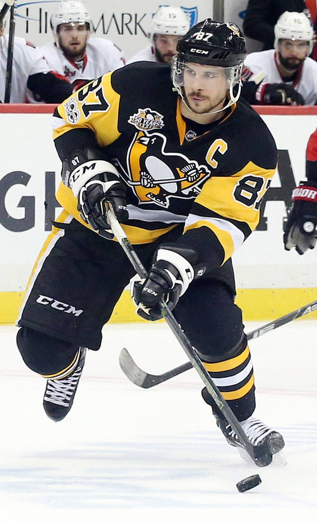 File:Sidney Crosby with Stanley Cup 2017-06-11 16214.jpg - Wikimedia Commons