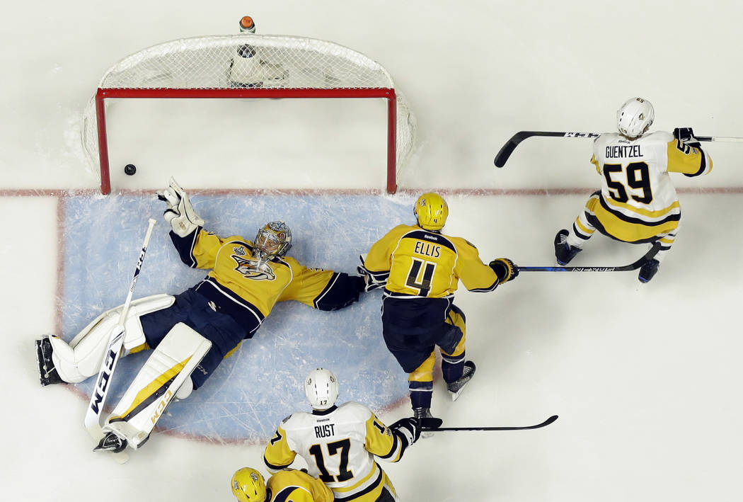 NHL Scores: Nashville Predators beat Boston Bruins 2-1