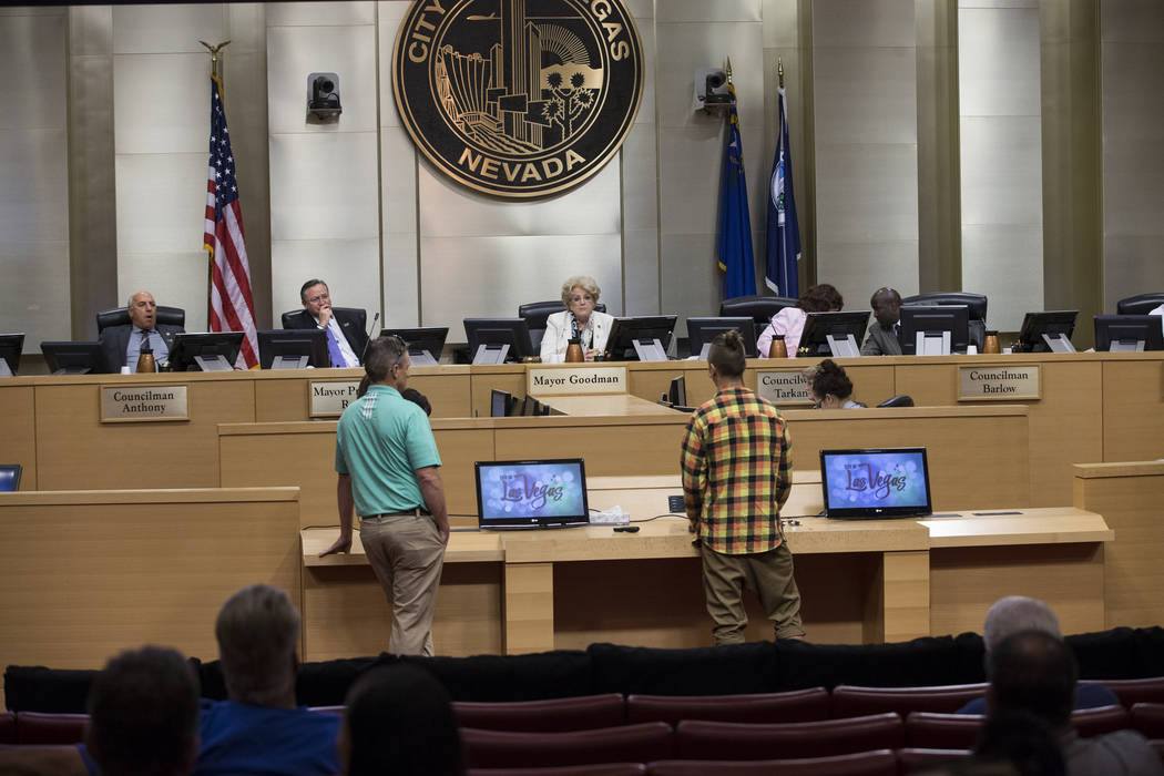 A city council meeting during a discussion of short-term rentals at Las Vegas City Hall on Wednesday, June 21, 2017, in Las Vegas. Erik Verduzco/Las Vegas Review-Journal