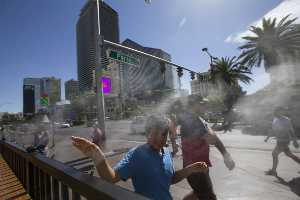 Sightseeing hvorfor ikke oversøisk Hot and sunny through July 4th holiday in Las Vegas Valley | Las Vegas Review-Journal Sightseeing hvorfor ikke oversøisk Hot and sunny through July 4th holiday in Las Vegas Valley | Las Vegas Review-Journal