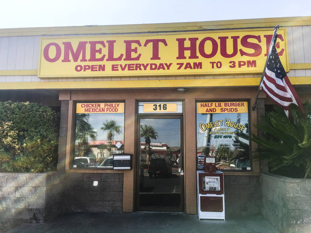 Omelet House’s cozy appeal still resonates after 25 years Las Vegas