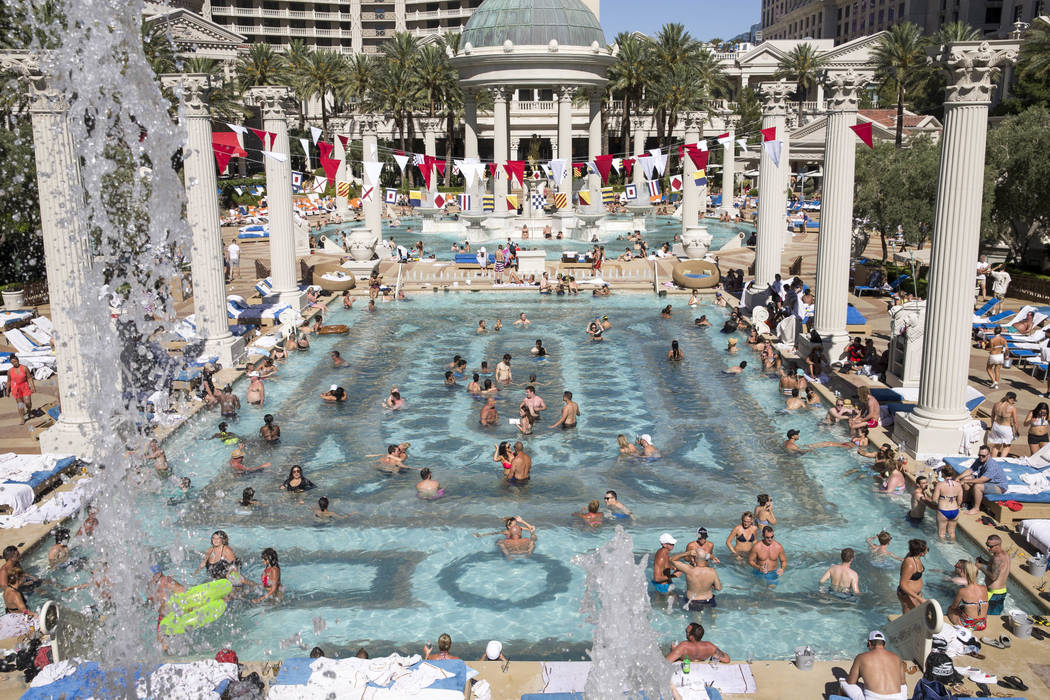 caesars palace pool