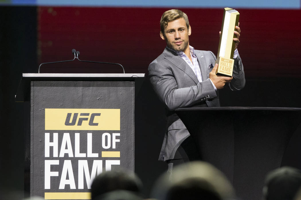 Urijah Faber dự kiến thi đấu trở lại tại UFC - Ảnh 4.