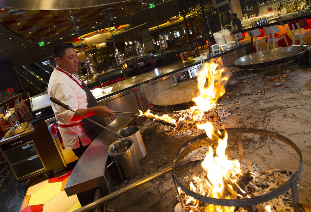 Las Vegas chefs share tips for making great paella at home Food Entertainment