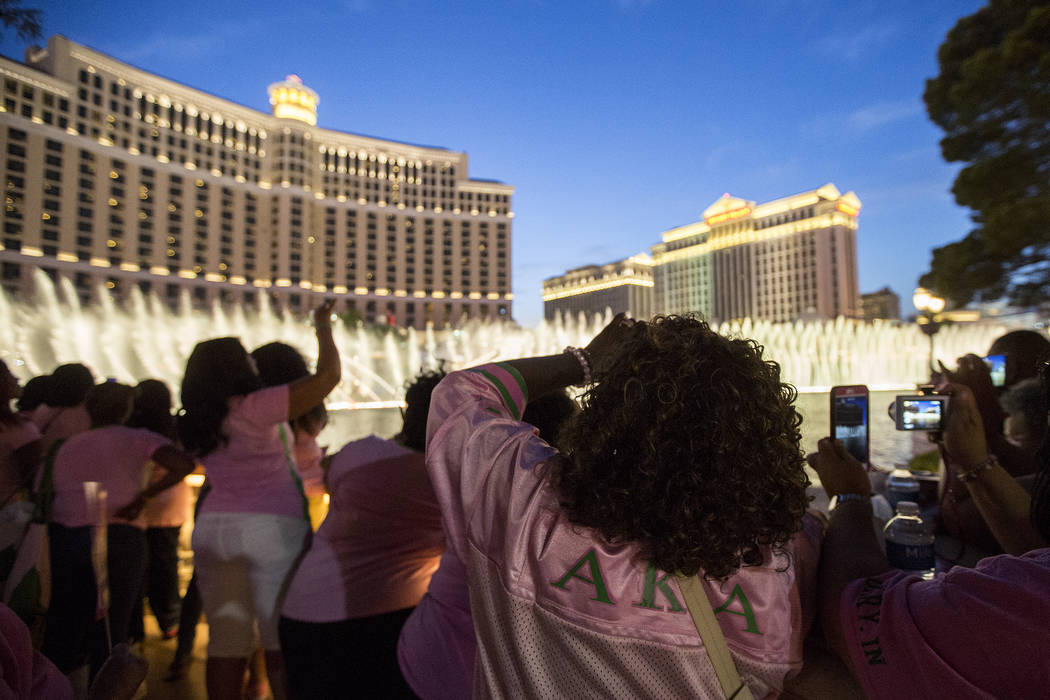 Bellagio fountains honor sorority on Las Vegas Strip — PHOTOS Las