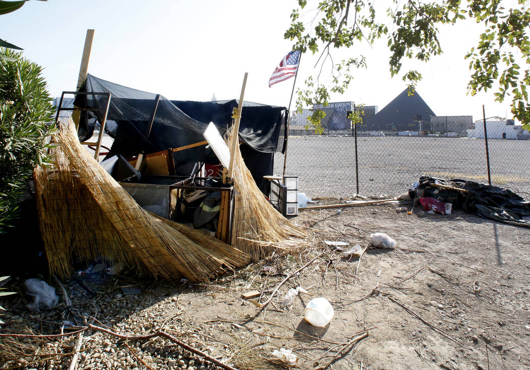 A homeless encampment near the Raiders stadium project site on Hacienda Avenue on Monday, July 17, 2017, in Las Vegas. (Bizuayehu Tesfaye/Las Vegas Review-Journal) @bizutesfaye