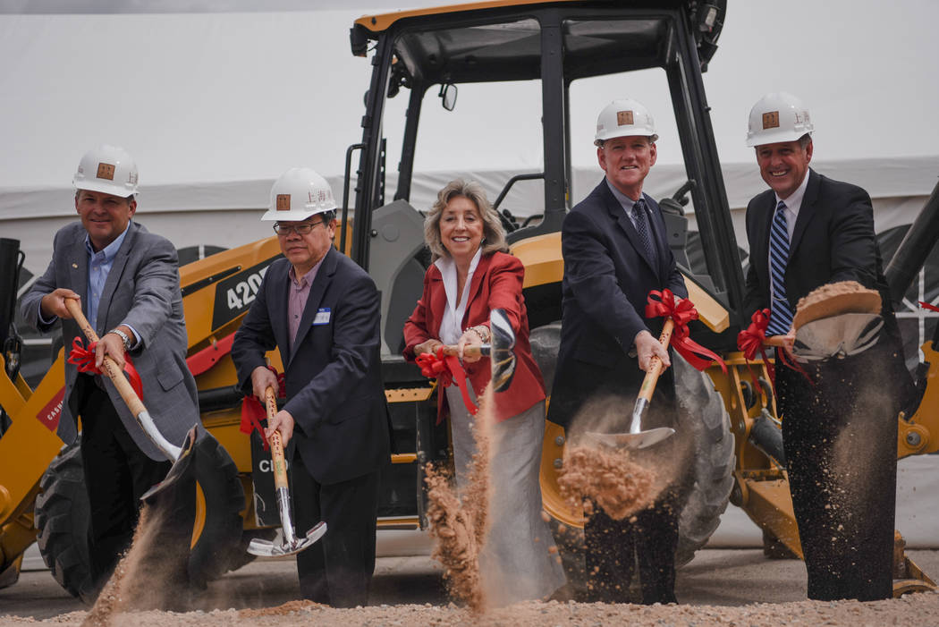 Members of Clark County City Council, Martin-Harris Construction, and the Shangai Plaza Board at the Shangai Plaza groundbreaking ceremony on Friday, August 4, 2017, in Chinatown in Las Vegas. Mor ...
