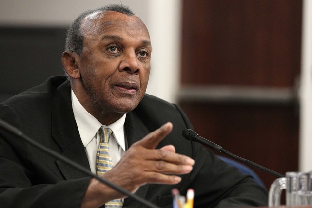 Former Nevada Assemblyman Harvey Munford, D-Las Vegas, at the Legislative Building in Carson City, Nev., on Thursday, March 19, 2015. (Cathleen Allison/Las Vegas Review-Journal)