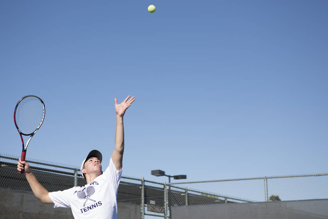Doubles player Peyton Sachs serves the ballʤuring practice at the Meadows School on Thursday, Aug. 17, 2017, in Las Vegas. Bridget Bennett Las Vegas Review-Journal @bridgetkbennett