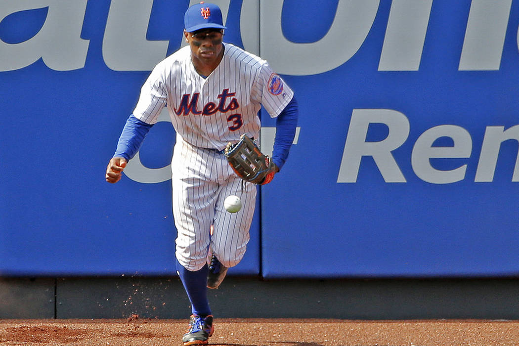 Dodgers pick up Curtis Granderson in trade with Mets