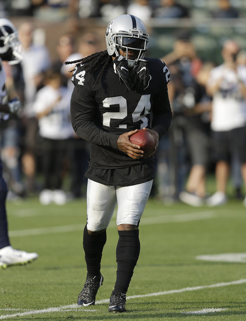 Marshawn Lynch sharp in brief Raiders debut Las Vegas ReviewJournal