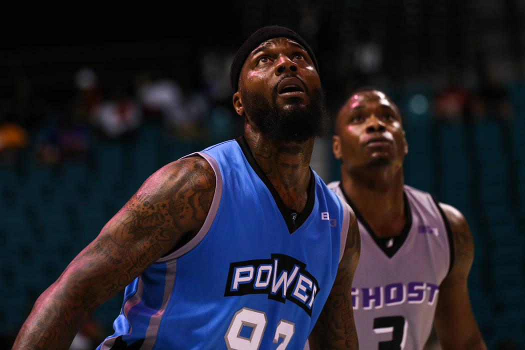 Power's Deshawn Stevenson (92) and Ghost Ballers' ՠMarcus Banks (3) look up after a ball was shot during the first half of the runner-up game of the Big 3 Championship at the MGM Grand Garden Are ...