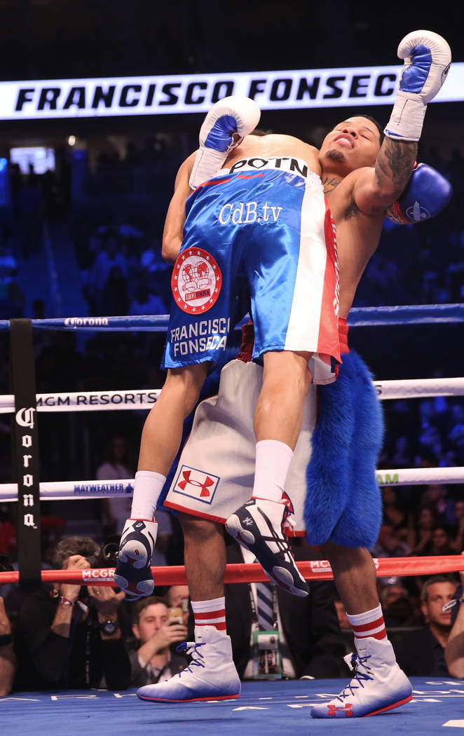 Gervonta Davis gets tied up with Francisco Fonseca in the 1st round on Saturday, Aug 26, 2017, at T-Mobile Arena, in Las Vegas. Benjamin Hager Las Vegas Review-Journal @benjaminhphoto