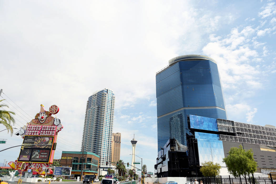 The unfinished Fontainebleau on the Las Vegas Strip, right, has been sold again, as seen Thursday, Aug. 31, 2017. Elizabeth Brumley Las Vegas Review-Journal
