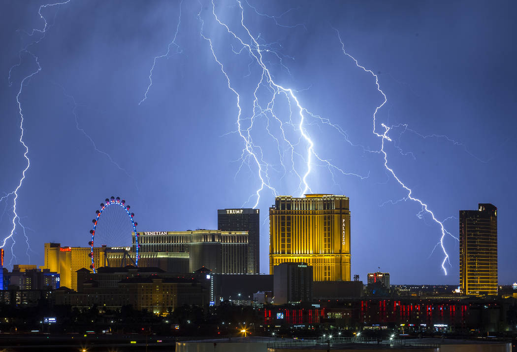 Strong thunderstorm brings hail to western Las Vegas Valley Las Vegas