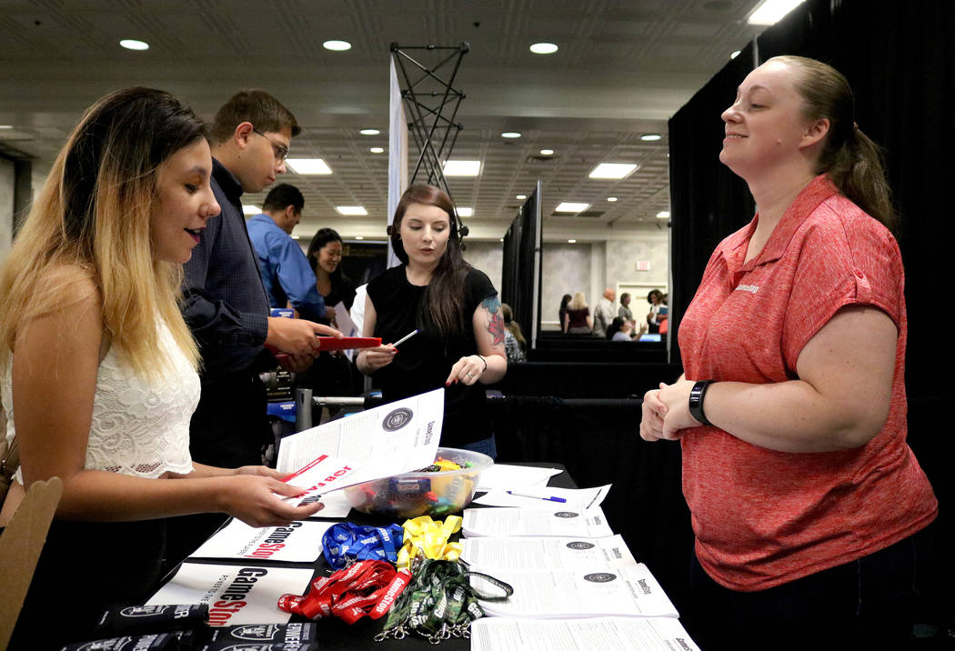 Las Vegas job fair matches workers with companies that are hiring