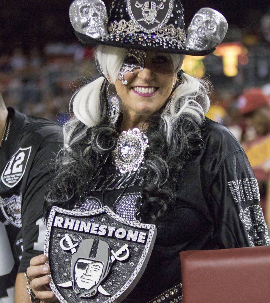 A Oakland Raiders fan before the game against the Washington Redskins in Landover, Md., Sunday, Sept. 24, 2017. Heidi Fang Las Vegas Review-Journal @HeidiFang