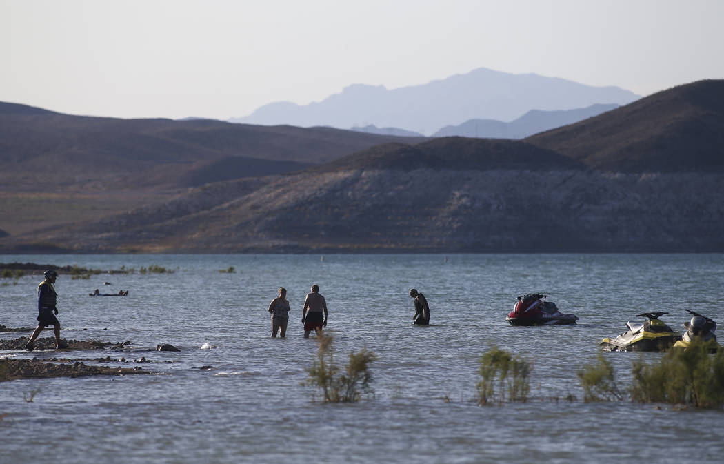People enjoy the water at Lake Mead National Recreation Area on Tuesday, Aug. 15, 2017. Chase Stevens Las Vegas Review-Journal @csstevensphoto