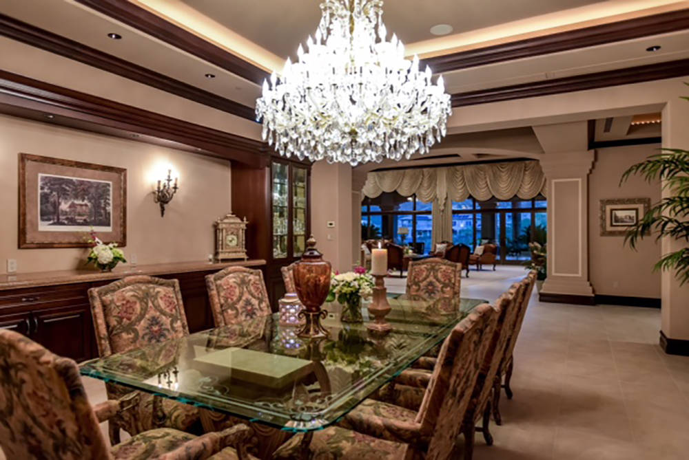 Wardley Real Estate
The formal dining room.