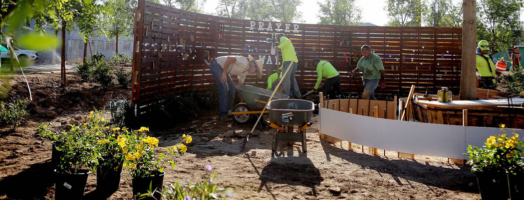 Las Vegas Businesses Volunteers Build Memorial Garden For