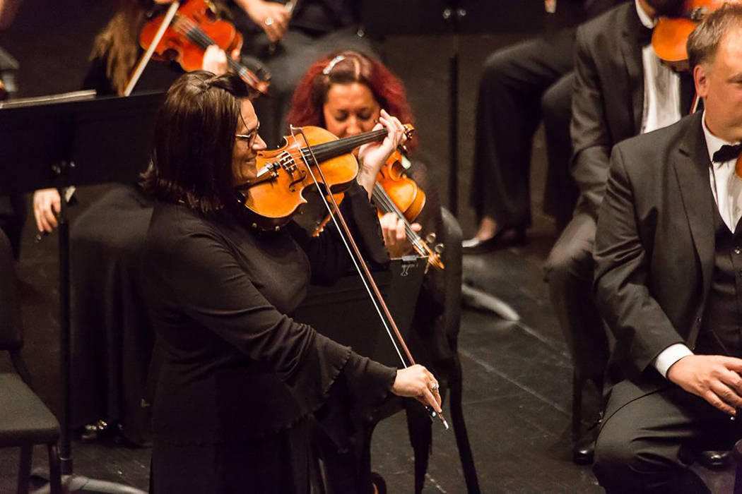 Las Vegas Philharmonic shows music’s healing power at concert | Las Vegas Review-Journal