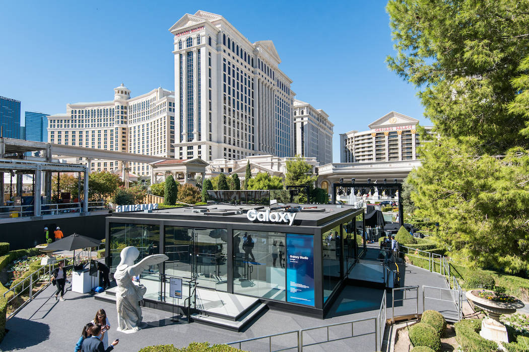 Samsung covers Caesars Palace fountains with new Las Vegas pop-up store