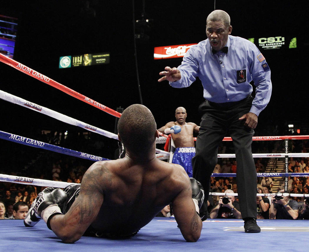 Referee Robert Byrd issues the count after Allan Green was knocked down by Glen Johnson in the eighth round during a super middleweight bout Saturday, Nov. 6, 2010, in Las Vegas. Johnson won by kn ...