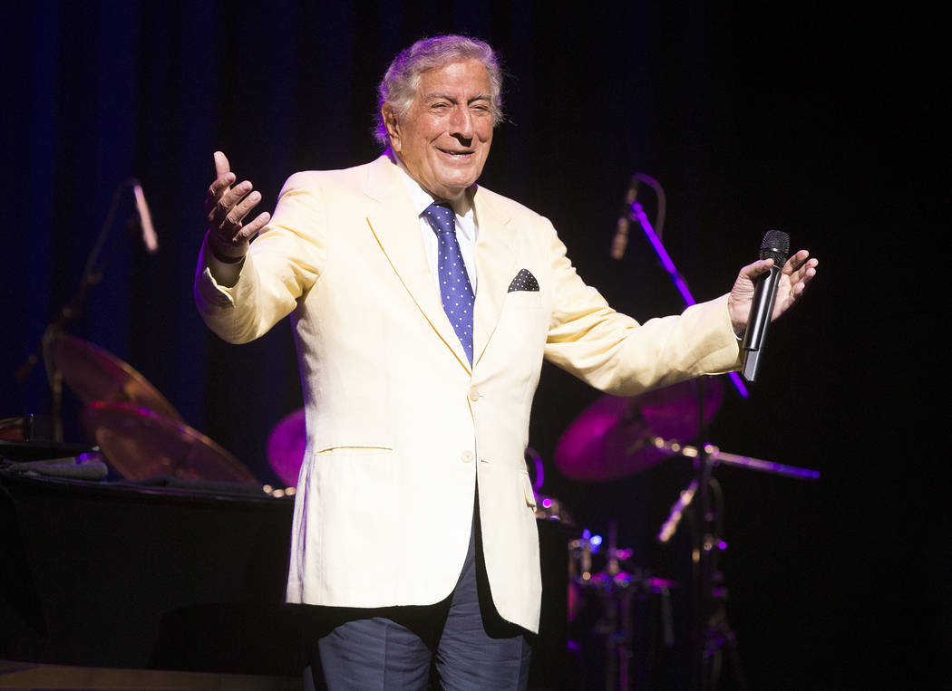 At 91, Tony Bennett performs with professionalism, kindness | Music ...