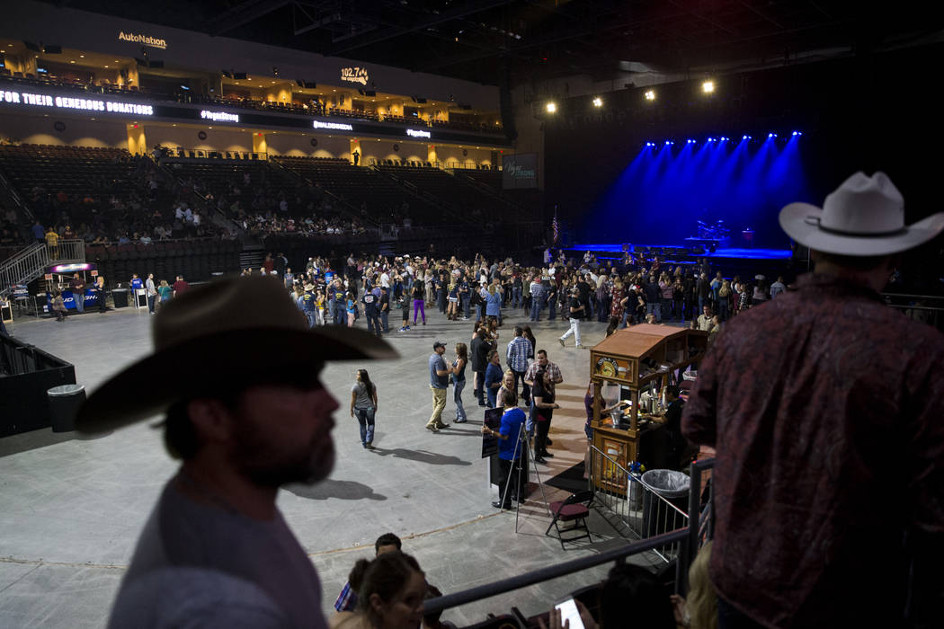 Thousands attend Vegas Strong concert at Orleans Arena | Las Vegas