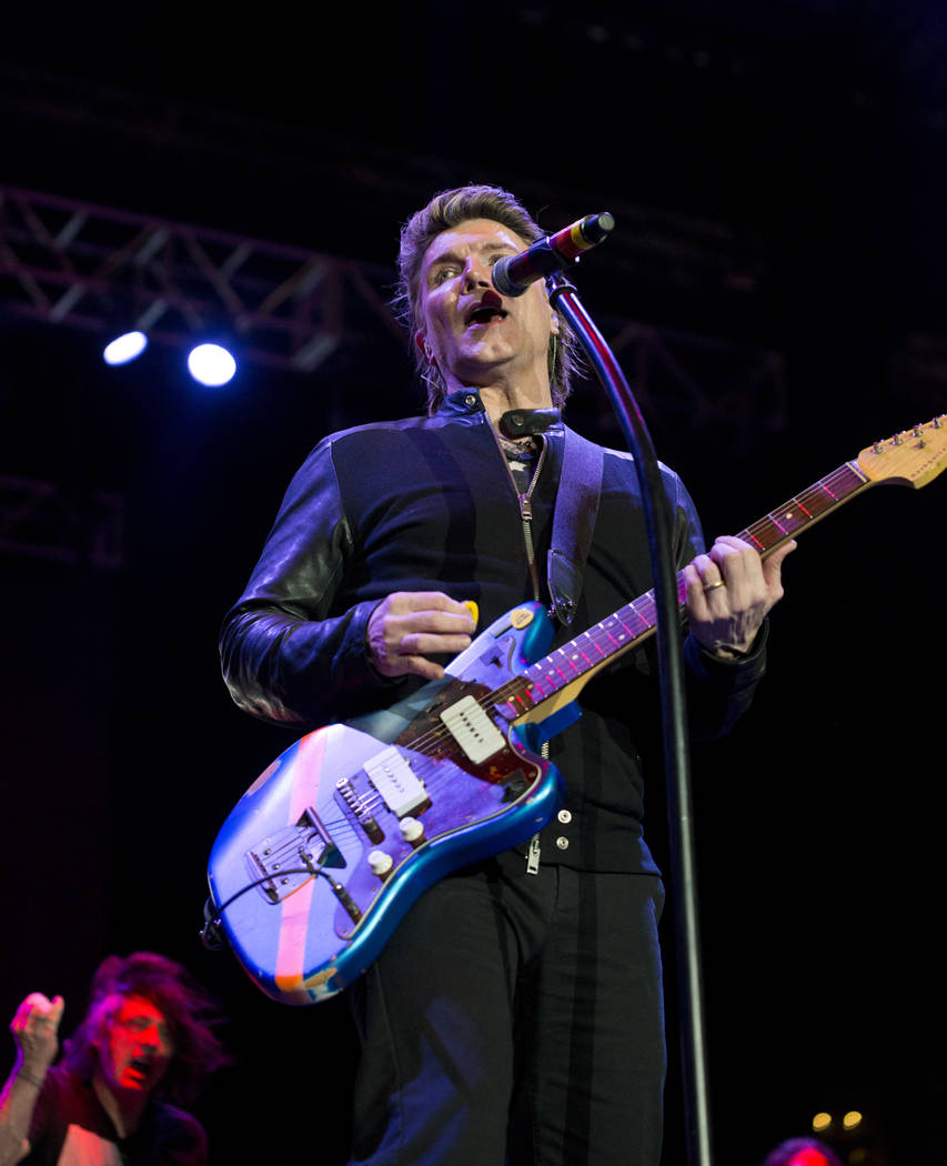 John Rezeznik of the Goo Goo Dolls performs after the 5K portion of the Rock ‘n’ Roll Las Vegas Marathon at the Las Vegas Festival Grounds on The Strip on Saturday, Nov. 11, 2017. Da ...