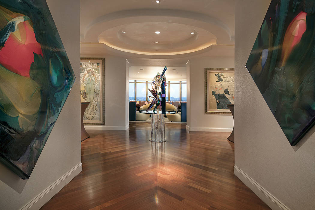 The entry. (Synergy|Sotheby’s International Realty)